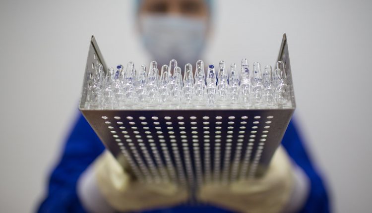 The European Medicines Agency approves the Pfizer vaccine for use in the EU

