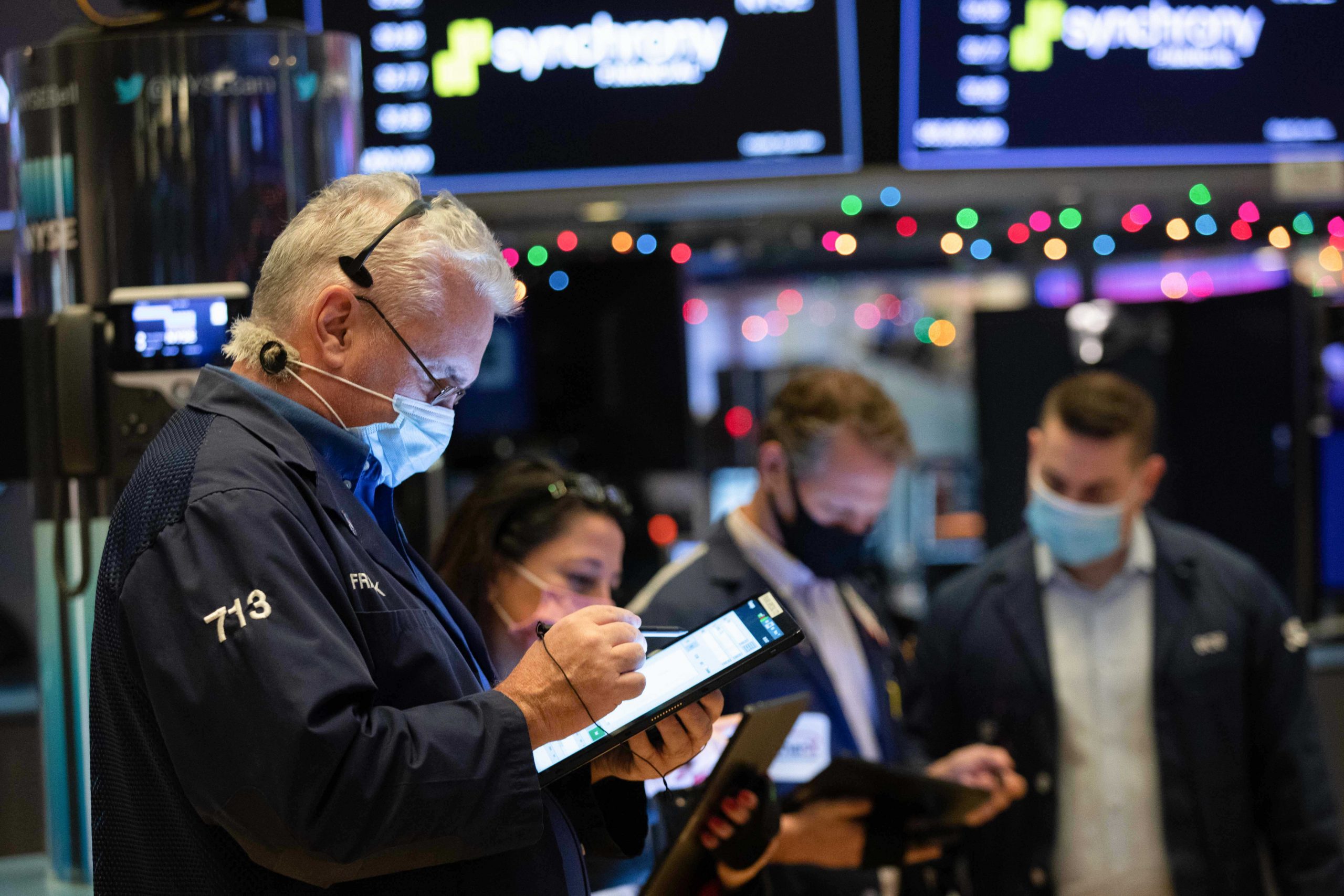 5 things you should know before the stock exchange opens on December 9, 2020