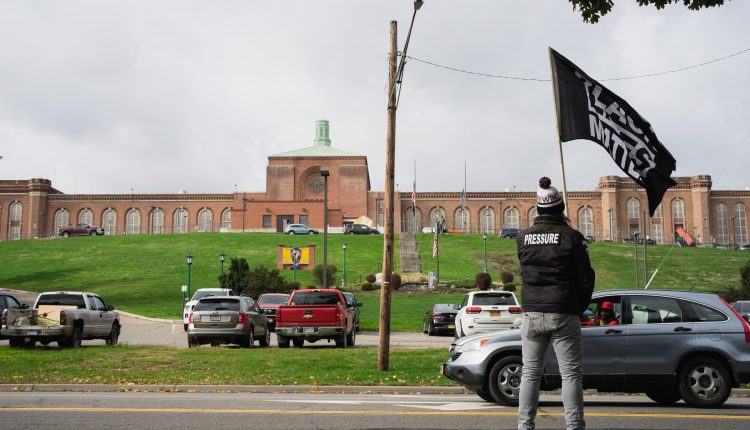 Prisoners have been excluded from vaccination plans for Covid

