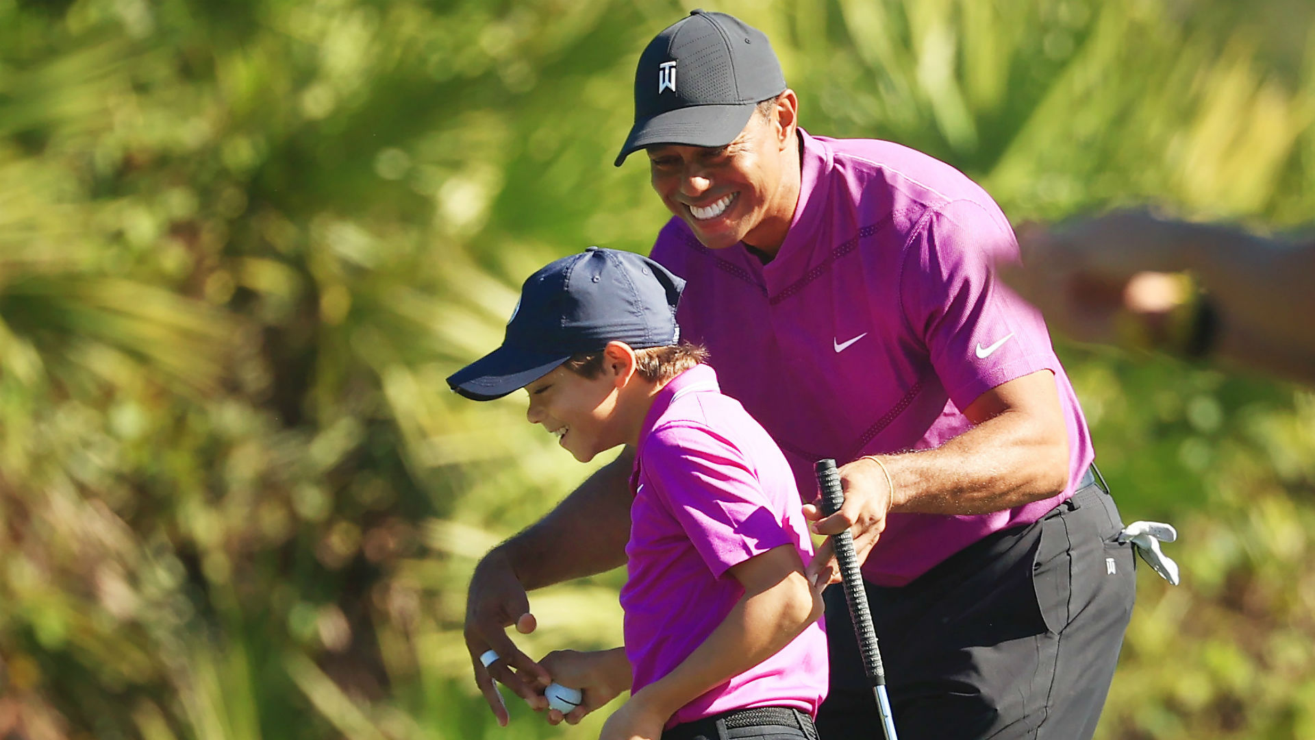 Tiger Woods' son, Charlie, hits pinpoint 5-wood to line up the eagle at the PNC championship