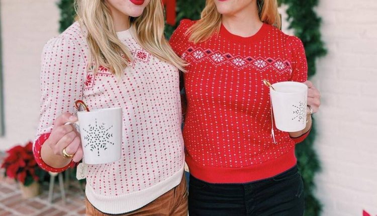See Hollywood celebrate the 2020 holiday season

