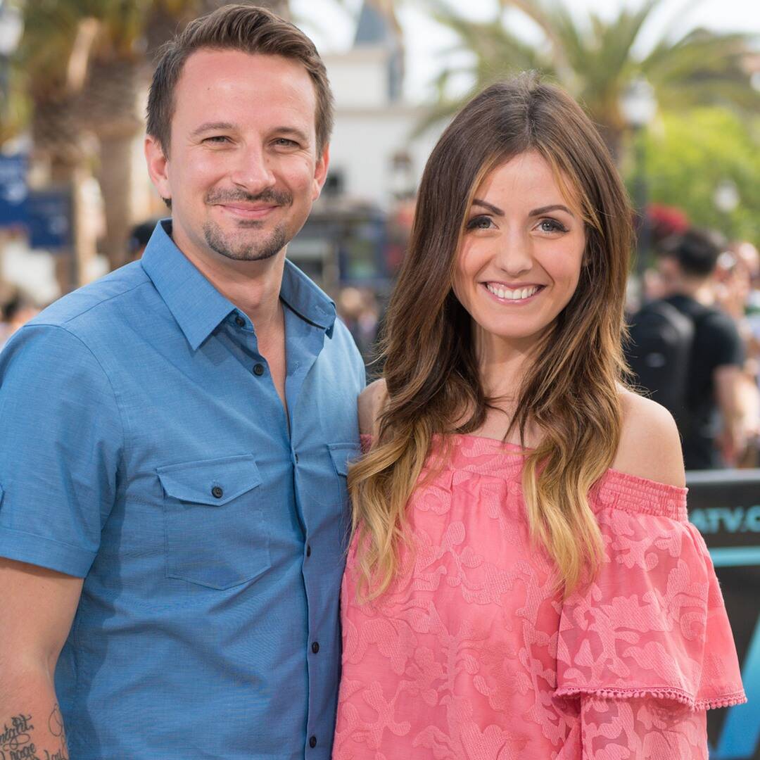 Carly Waddell thanks fans for their support after breaking up with Evan Bass