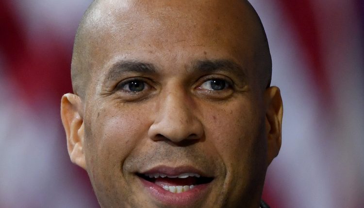 Cory Booker adds a shadow to his Inauguration Day post with girlfriend Rosario Dawson

