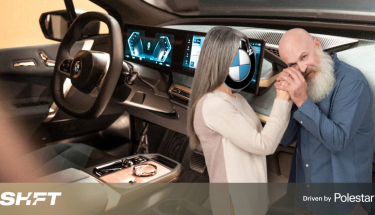   The knob lives on!  BMW shows a preview of the next generation iDrive

