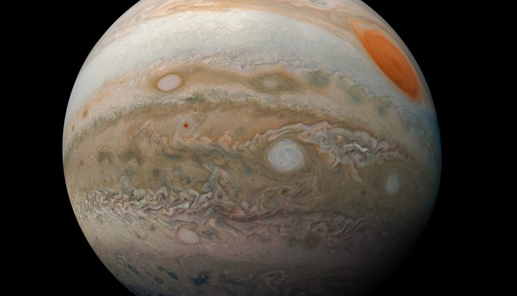 With his new expansion, Juno will visit Jupiter's moons

