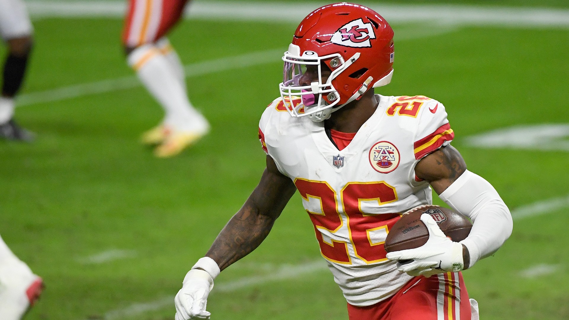 Why doesn't Le'Veon Bell play anymore?  The Chiefs' RB depth map favors Clyde Edwards-Helaire and Darrel Williams