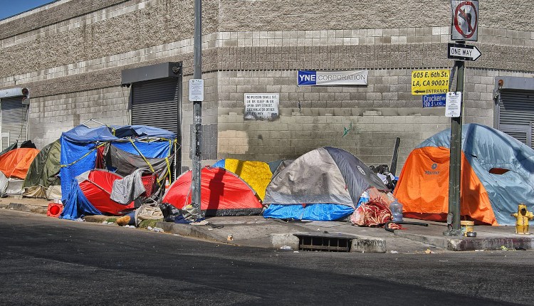 The LA Times calls for a "non-proliferation treaty" for fossil fuels to fight climate change - what goes with it?