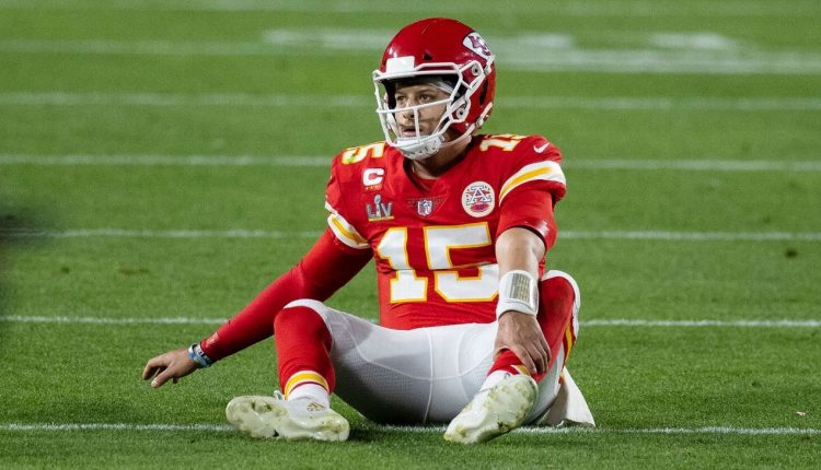 Source - Kansas City Chiefs QB Patrick Mahomes needs surgery to fix turf toes


