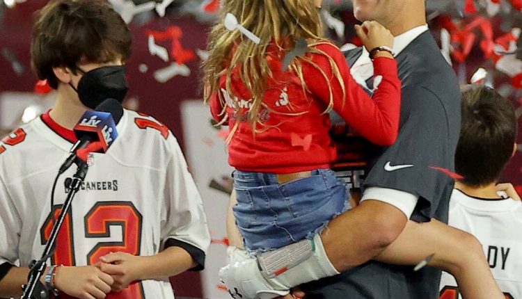 Tom Brady's daughter Vivian starred in his Super Bowl MVP speech

