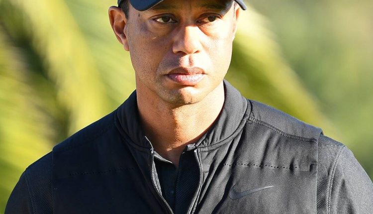 Tiger Woods hospitalized after car accident, removed from "Jaws of Life"

