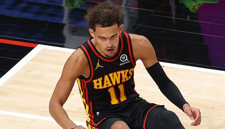 Hawks' Trae Young is out as umpire after a late no-call against Mavericks: "I'm not going to fall just to fall."

