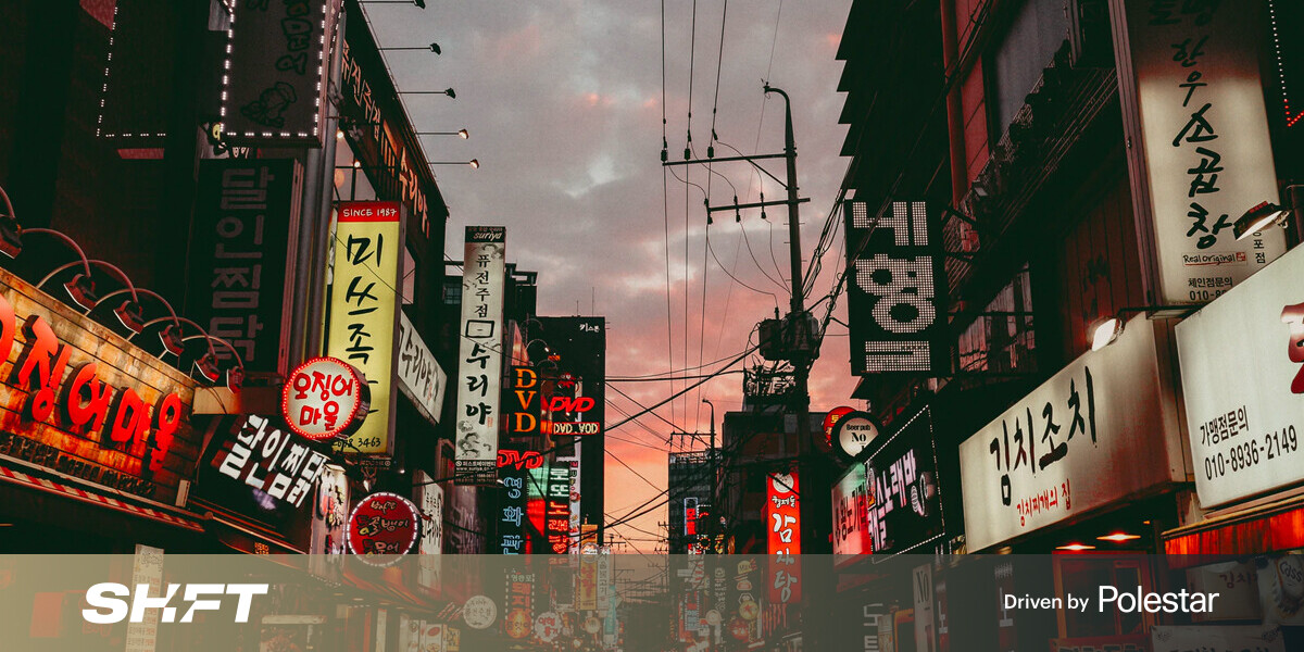 Seoul's smart poles will soon be able to charge drones and electric vehicles