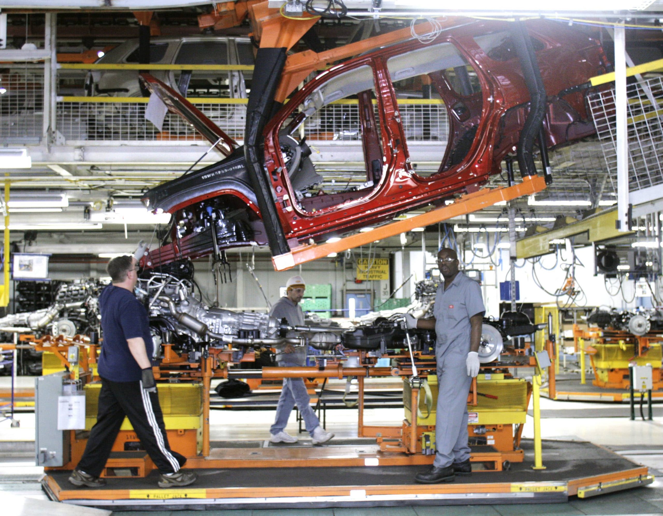 Detroit Extends Covid Vaccine Eligibility to Auto Workers