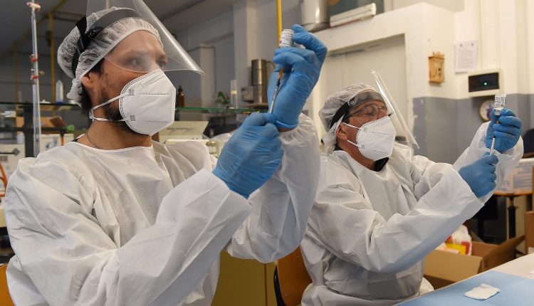 Germany is suspending the AstraZeneca vaccine for fear of blood clots

