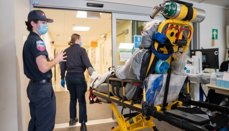 Covid cases occur in more than half of the US as the country races for vaccinations

