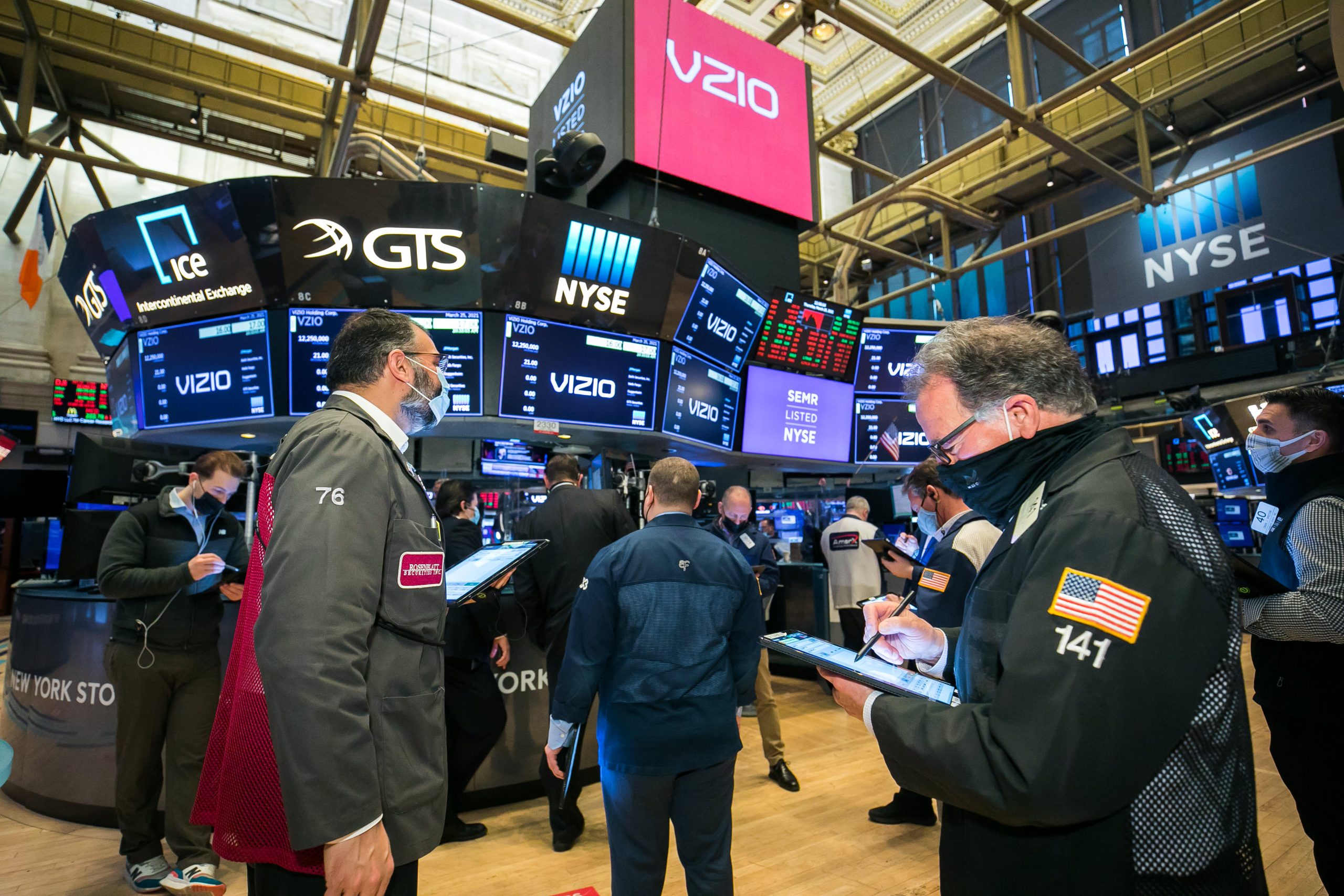 5 things you should know before the stock market opens on Friday March 26th