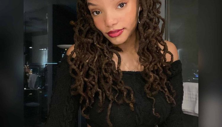 Halle Bailey tweeted support for Sister Chloe Bailey after Mathew Knowles' recent comments - "I'll drive to the end for my sister"

