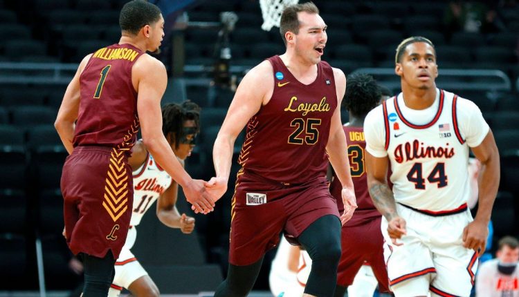 Loyola Chicago disrupts Illinois in the NCAA tournament after Sister Jean's prayer before the game

