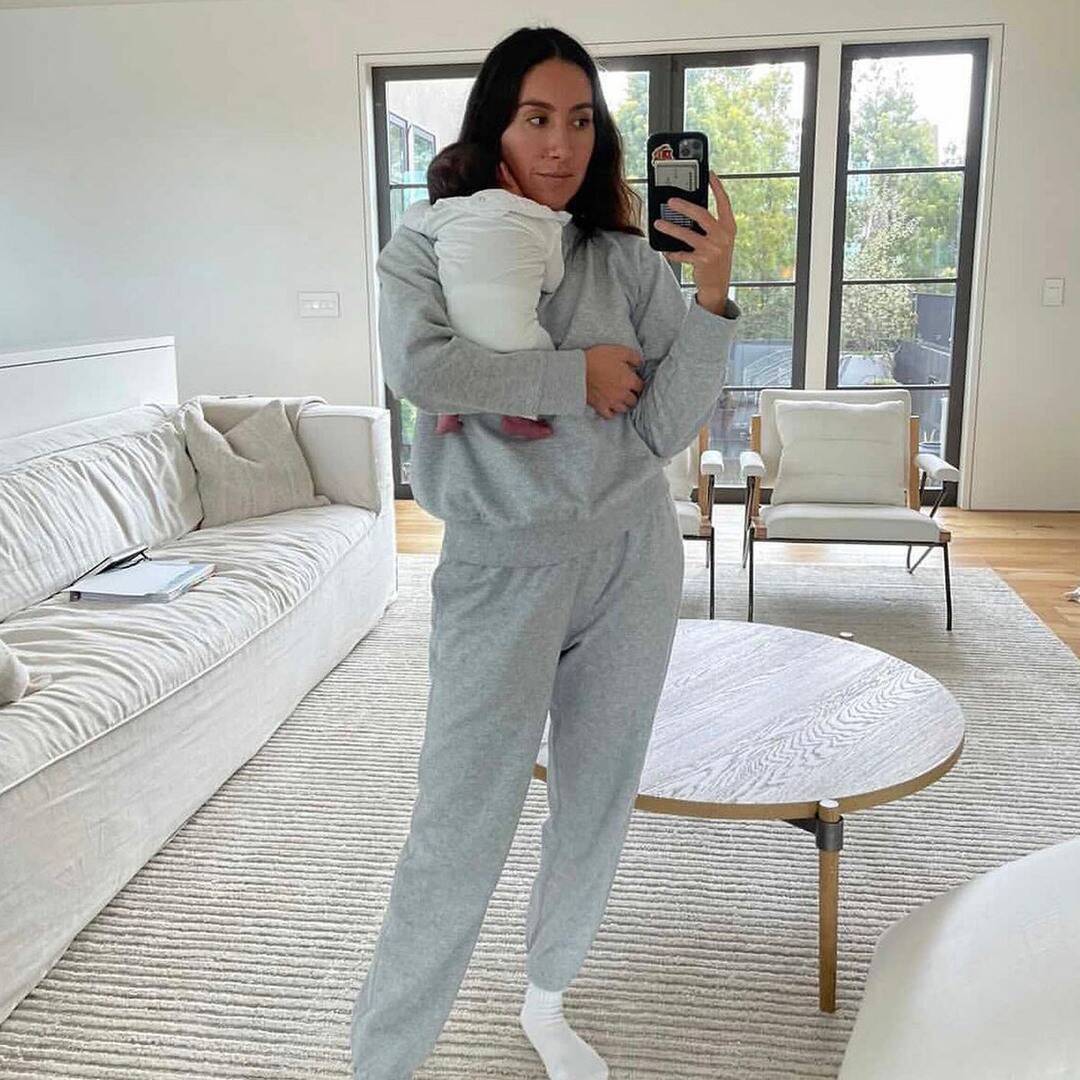 Celebrity hairdresser Jen Atkin welcomes her first baby through the surrogate mother