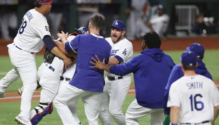 MLB Games Today: Full TV Schedule for Baseball Opening Day 2021 on ESPN, Fox, MLB Network


