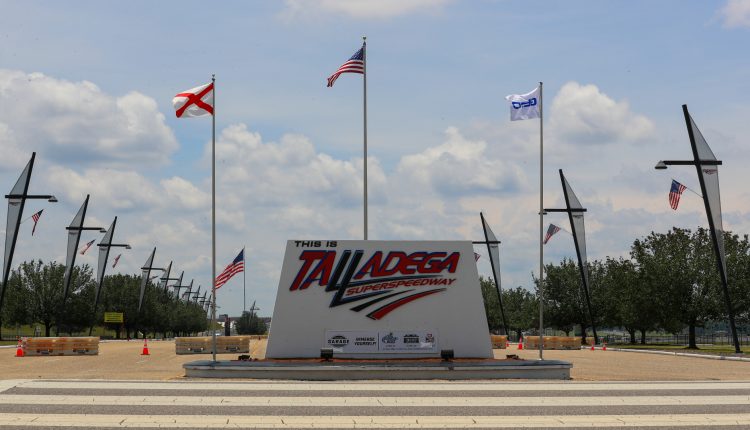 NASCAR in Talladega Live Race Updates, Results, Highlights from the Geico 500

