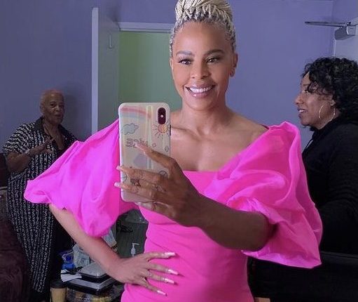 Laurieann Gibson shows off her dancing skills as she kills them to "keep the door open"

