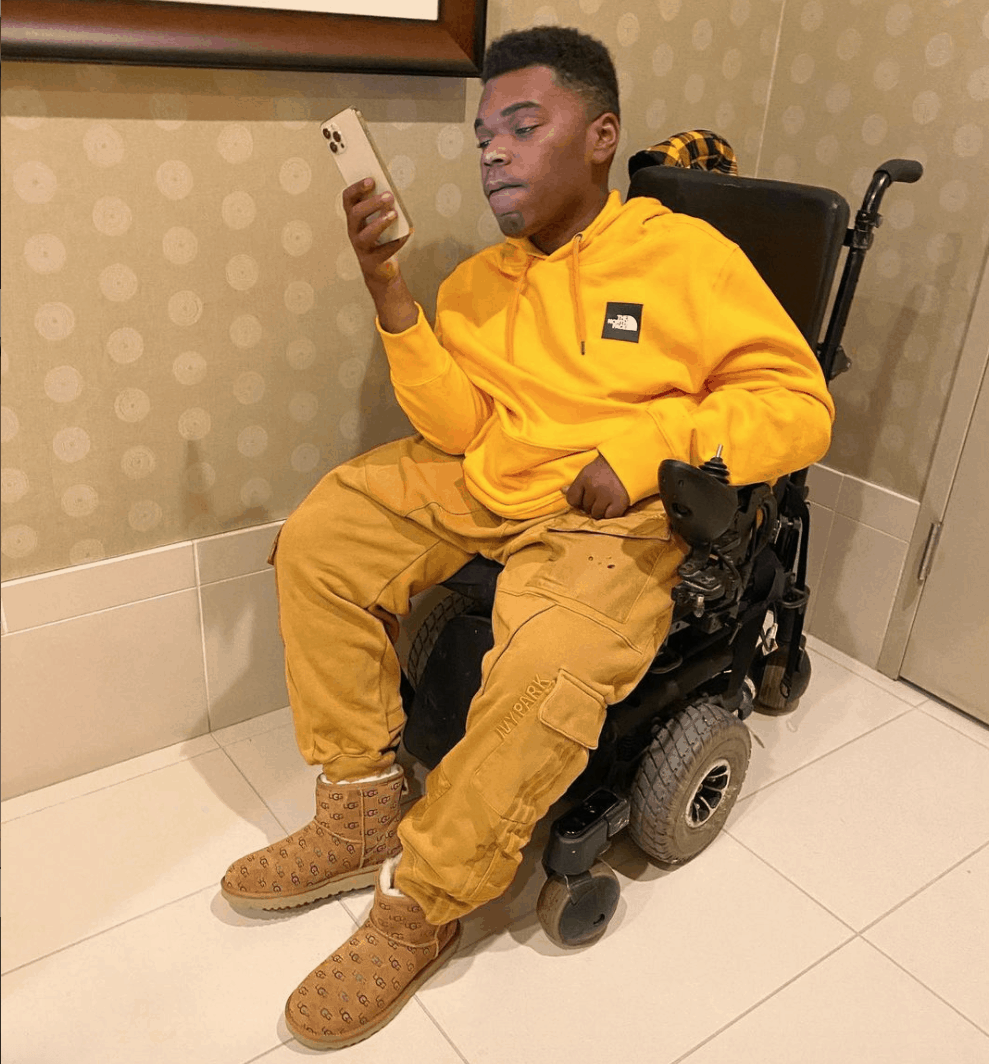 Rolling Ray Trolls Benzino Asks Him To Play His Song 'Big Purrr' (Video)