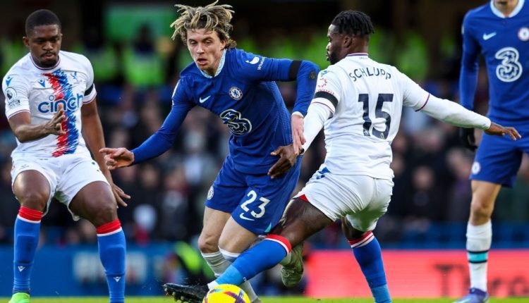 Transfer Talk - Newcastle pursue Chelsea trio

