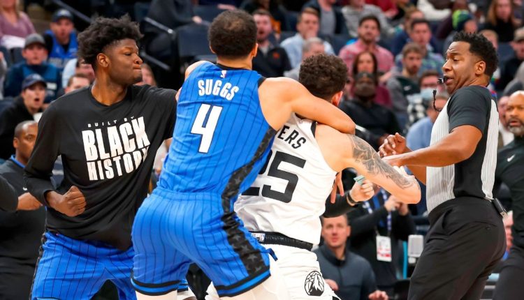 Austin Rivers, Mo Bamba among five thrown out at Magic-Wolves

