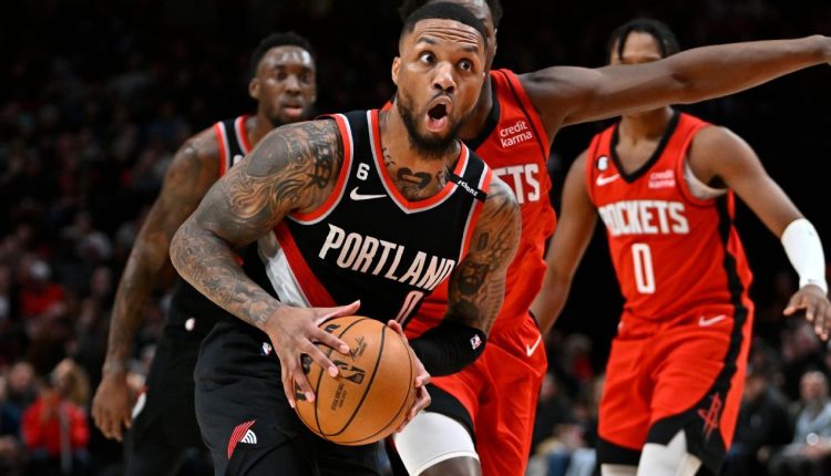 NBA Twitter heralds Damian Lillard's historic night

