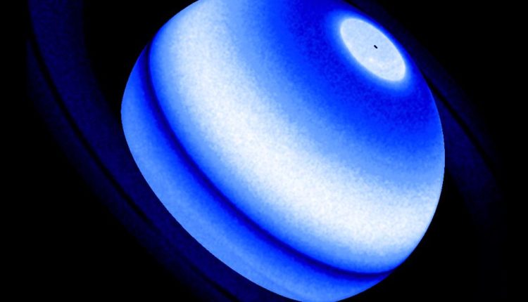 Saturn's rings warm its atmosphere

