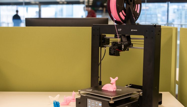 The price of this 3D printer just dropped from $399 to $140

