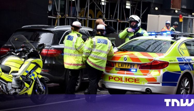 UK police report an epidemic of fake Android emergency calls

