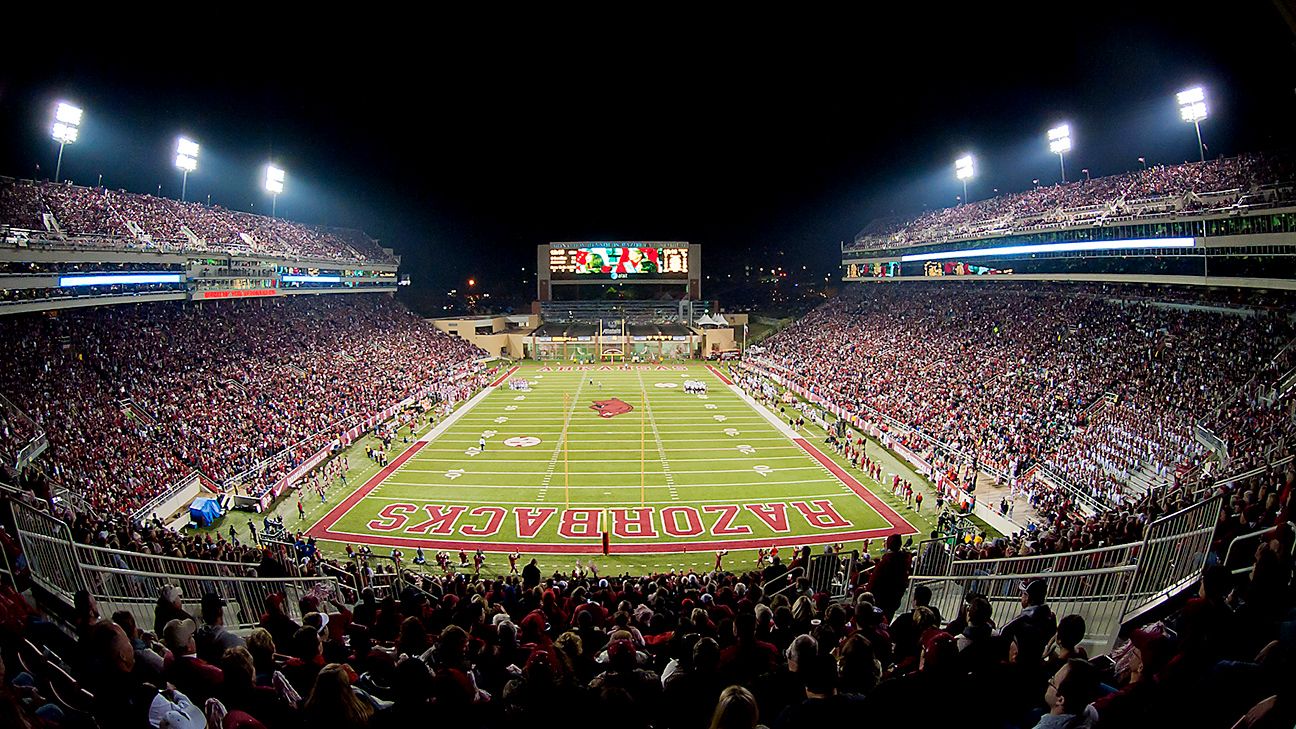 18-year-old Arkansas recruit Dion Stutts dies in an ATV accident, police say