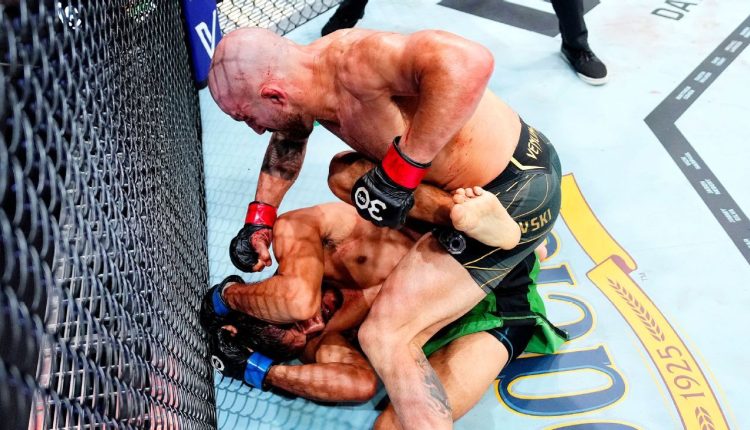 UFC 290 takeaways: A crossroads for Alexander Volkanovski, a new flyweight king and a fitting farewell for Robbie Lawler