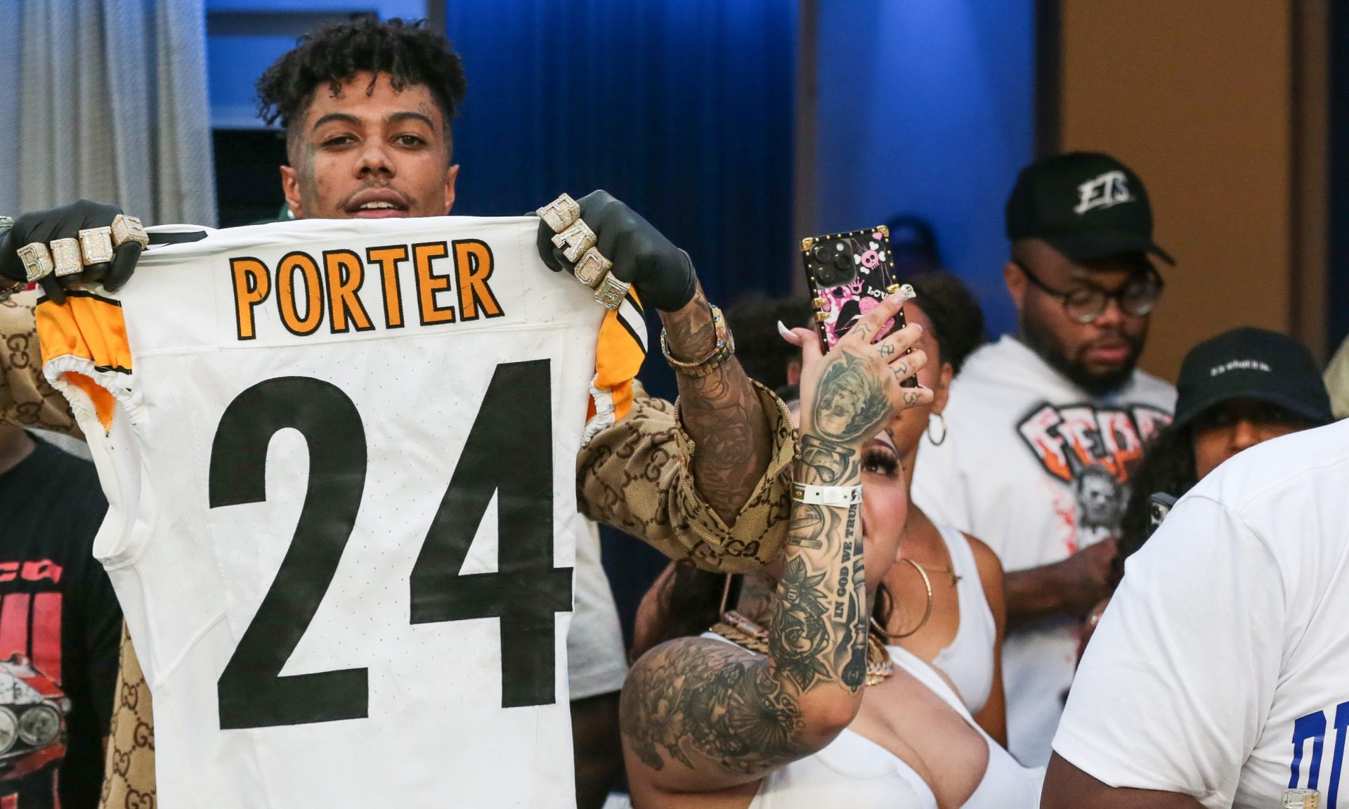 Congrats! Jaidyn Alexis Signs Record Deal With Columbia Records