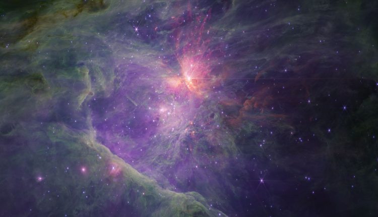 Hundreds of Free-Floating Planets Found in the Orion Nebula