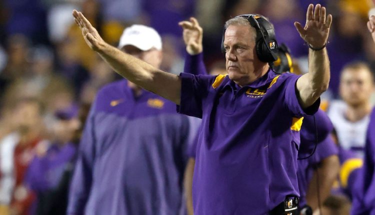 LSU's Brian Kelly on lack of headset communication - 'It's silly'