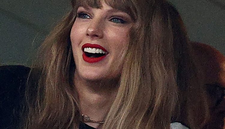Taylor Swift Brings Squad Along to Cheer on Travis Kelce at NFL Game