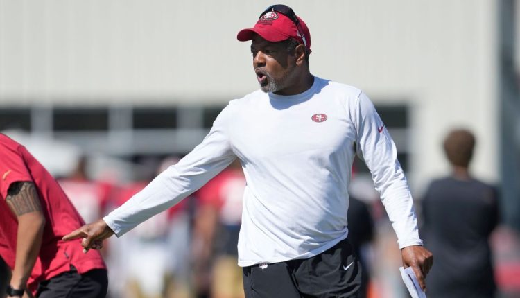 49ers DC Steve Wilks moving from booth to field amid struggles