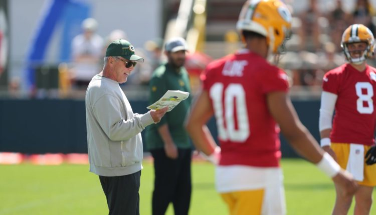 Tom Clements' Packers legacy: Brett Favre, Aaron Rodgers, Jordan Love