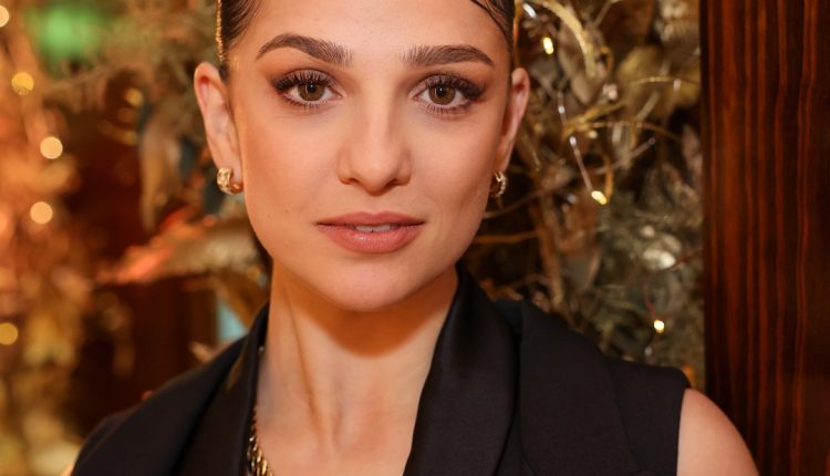 Marisa Abela Dramatically Transforms Into Amy Winehouse in Biopic