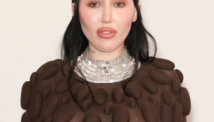 Noah Cyrus’ New Look Is Far Departure From Her Free the Nipple Moment