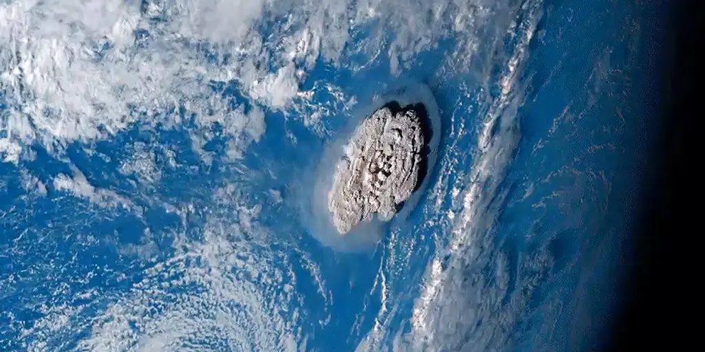 Hunga Tonga-Hunga eruption sent enough water vapor into the stratosphere to cause a rapid change in chemistry – Watts Up With That?