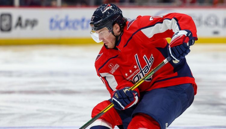 T.J. Oshie departs Capitals' win with noncontact injury
