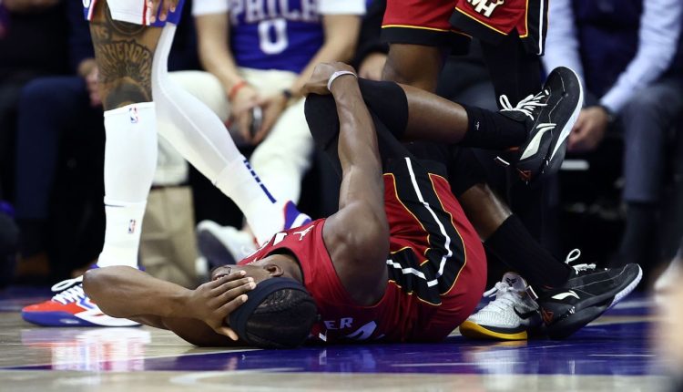 Heat's Jimmy Butler injures knee in play-in loss and has to undergo MRI

