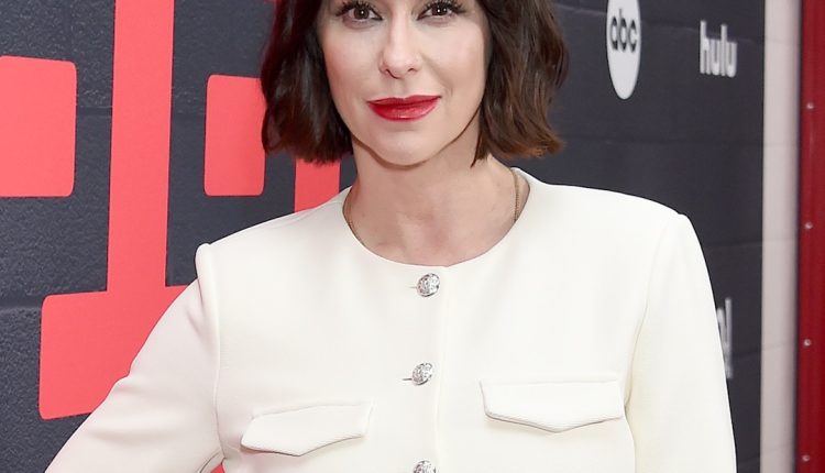 Jennifer Love Hewitt opens up about what's "weird" about being a mother

