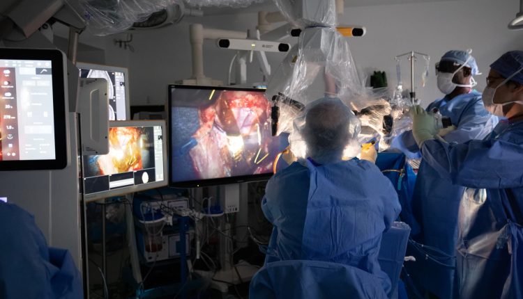 Neuralink-Konkurrent Precision Neuroscience testet menschliches Gehirnimplantat
