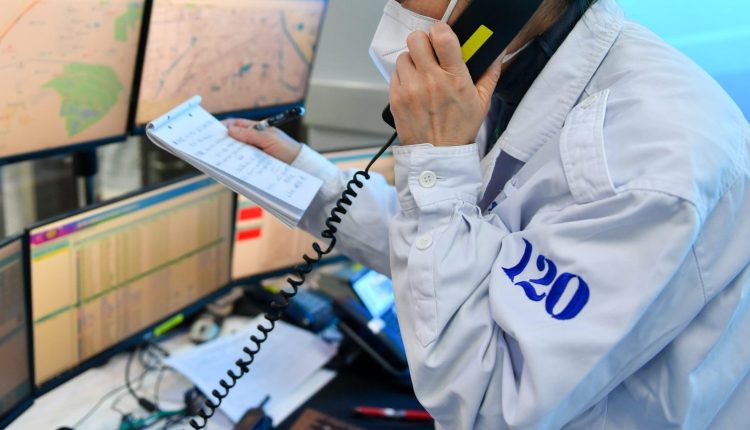 Ohio Woman Kesha Kennedy Enters Plea Charges 400 911 Calls Nonexistent Emergencies