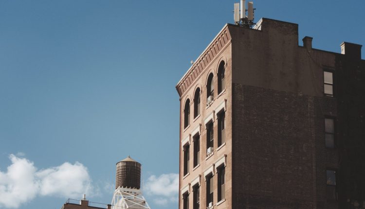 Elderly Woman Reportedly Decapitated After Falling From 28th Floor Of New York City Apartment Building